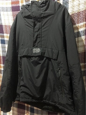 PULL&BEAR KANGURU MONT