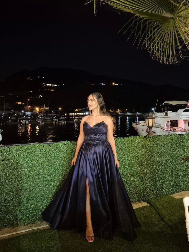 Uzun Lacivert Straplez Drapeli Abiye Elbise - Görsel 3