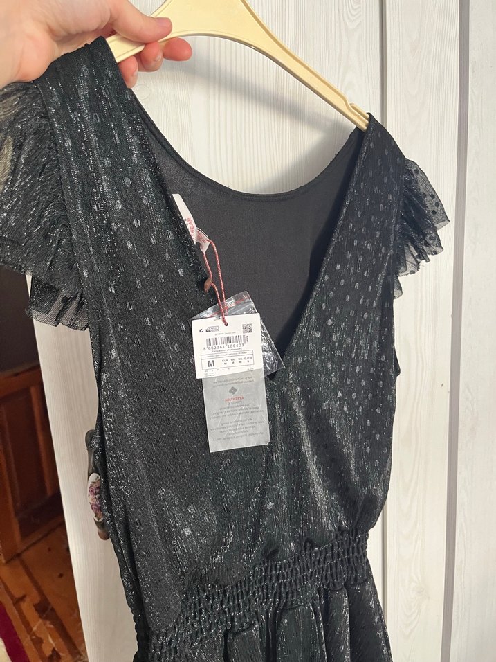 Siyah V Yakalı Fırfırlı Midi Elbise - Görsel 3