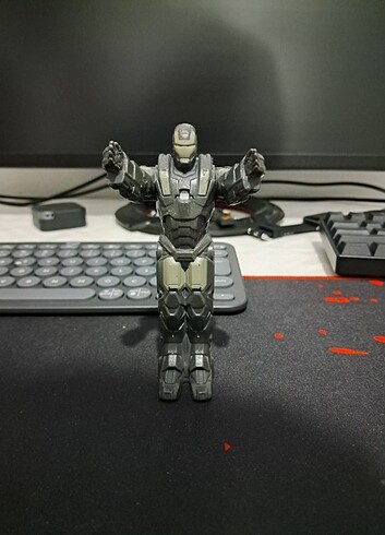 Iron Man War Machine Figürü
