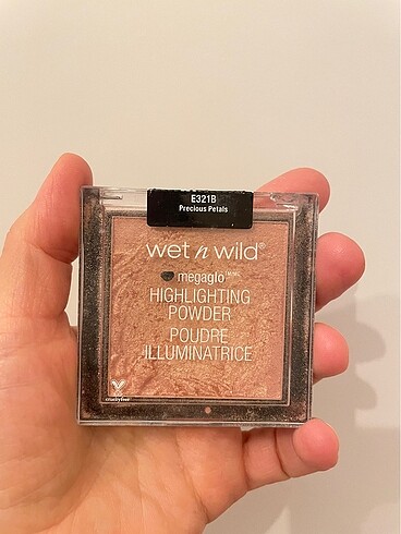 Wet n Wild marka aydınlatıcı