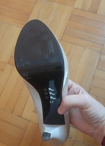 Krem rengi taşlı gelin ayakkabısı. - Görsel 12