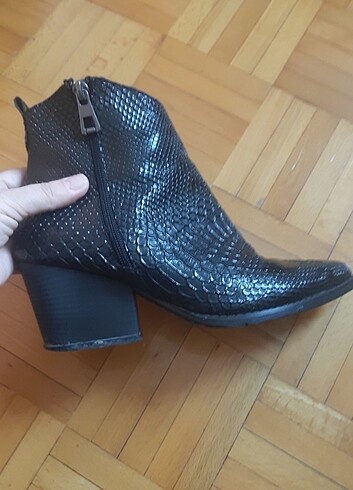 38 Beden siyah Renk Bayan kışlık bot