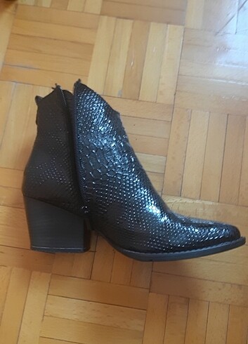 Bayan kışlık bot - Görsel 11