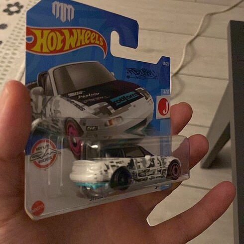 Hot wheels mazda mx5