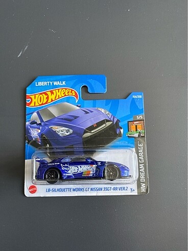 Hot wheels nissan gtr