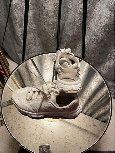 Adidas Adidas Ozweego serisi
