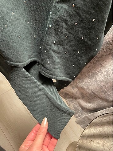 l Beden Twist Yeşil Taşlı Sweat