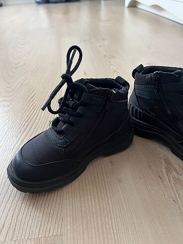 Zara Kiz Cocuk Bot