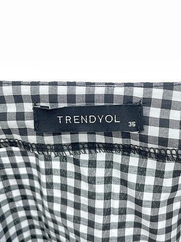 36 Beden çeşitli Renk Trendyol & Milla Bluz %70 İndirimli.