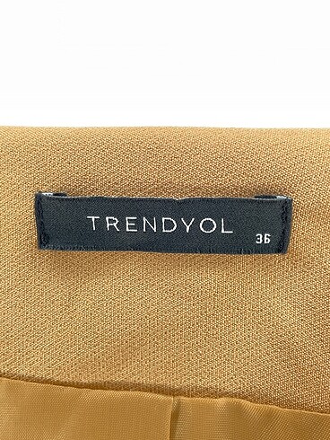 36 Beden çeşitli Renk Trendyol & Milla Blazer %70 İndirimli.