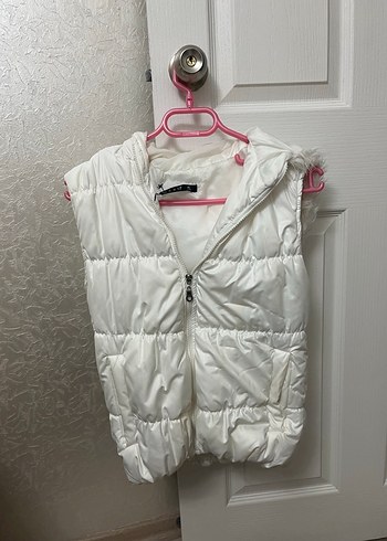 Beyaz Fermuarlı Kadın Kolsuz Mini Yelek - Görsel 4