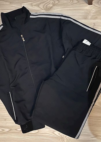 Siyah Fermuarlı Mini Erkek Eşofman Takımı - Görsel 2