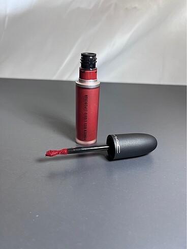 ORİJİNAL MAC POWDER KİSS LİKİT RUJ - DEVOTED TO CHİLİ