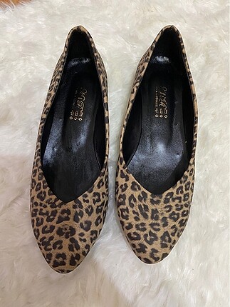 Leopar babet