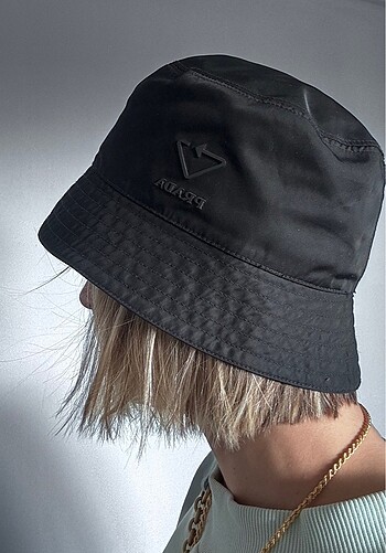 Beden siyah Renk Orijinal Prada Bucket Hat
