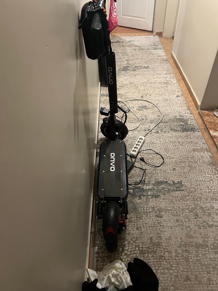 Dijital Ekranlı Siyah Çocuk Scooter'ı - Görsel 3