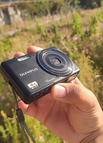 Olympus Vintage Dijital Kompakt Kamera 