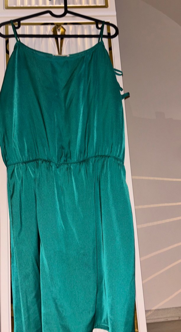 Kadın Zümrüt Saten Dizüstü Elbise - Görsel 2