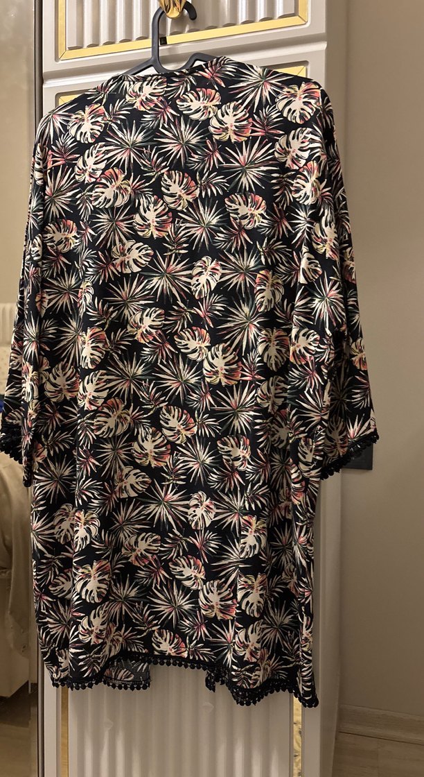 Bohem Tarzda Midi Uzunlukta Desenli Kimono - Görsel 4