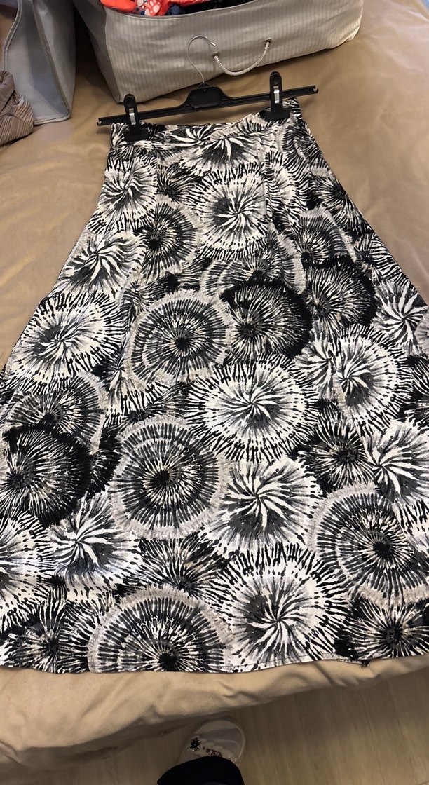 Kadın Piliseli Uzun Batik Desenli Etek - Görsel 5