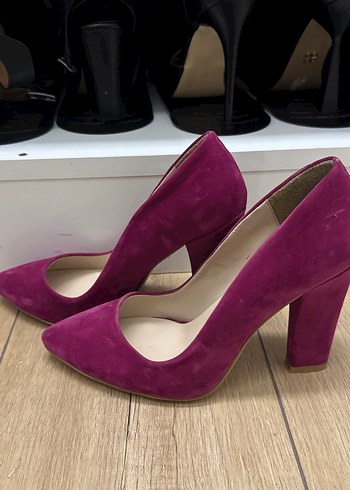 Mor Süet Tokalı Stiletto Topuklu Kadın Ayakkabı - Görsel 2