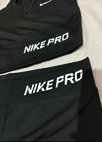 xl Beden siyah Renk Nike alt üst takım