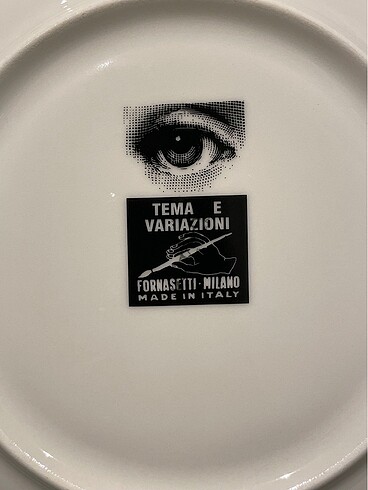  Beden Fornasetti Tabak