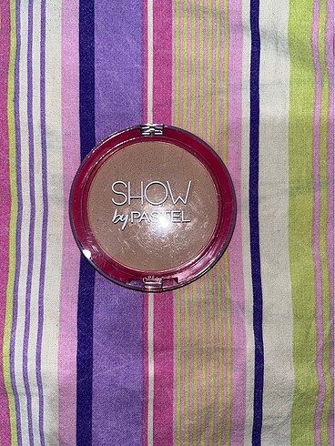 Show by Pastel pudra