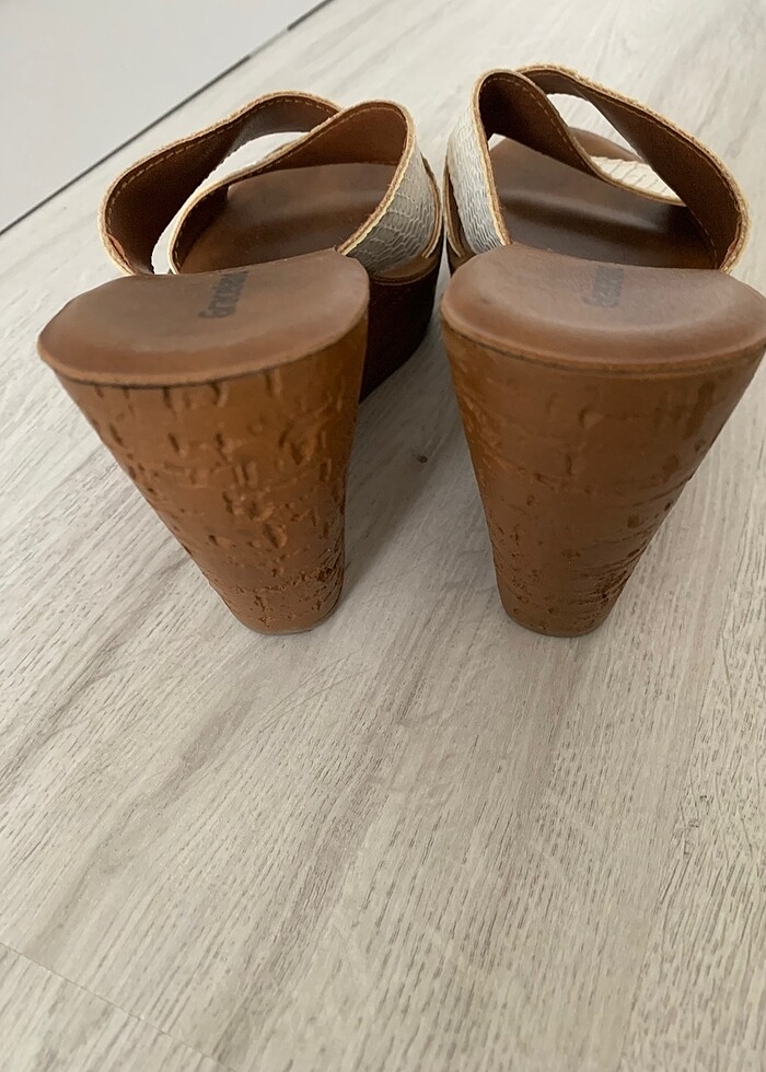 Dolgu topuk terlik - Görsel 3