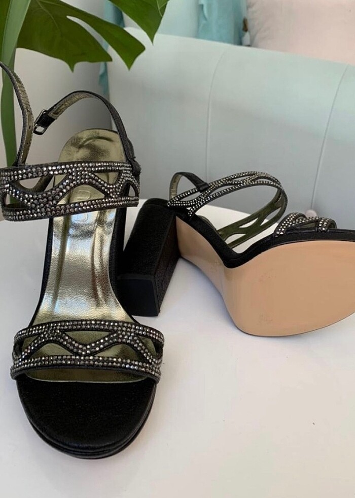 Kemal tanca topuklu ayakkabı - Görsel 3