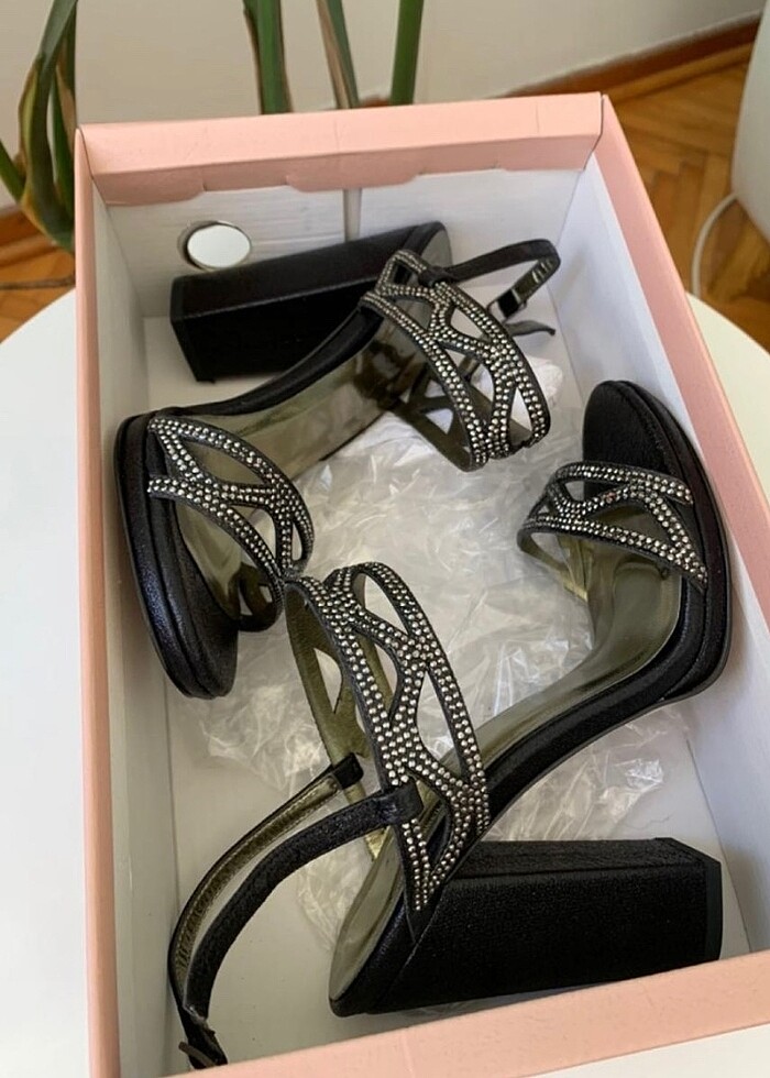 Kemal tanca topuklu ayakkabı - Görsel 4