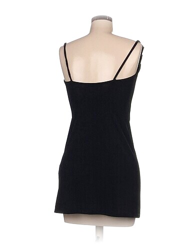 s Beden Pull and Bear Mini Elbise %70 İndirimli.