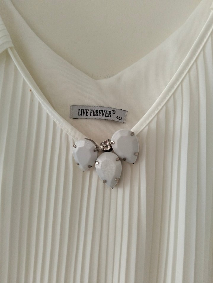 Beyaz Piliseli Keten Uzun Elbise - Görsel 3