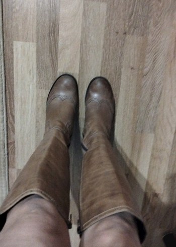 Kahverengi Deri Kadın Dizüstü Bot - Görsel 2