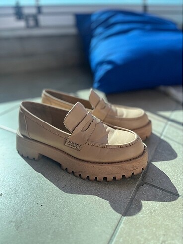 Stradivarius Nude loafer