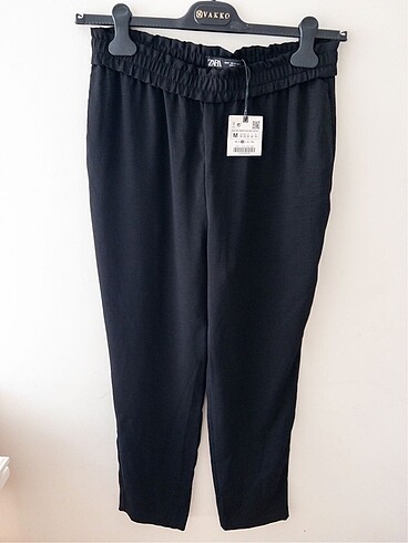 Zara Dökümlü Pantolon