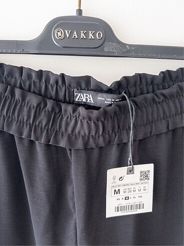 Zara Zara Dökümlü Pantolon