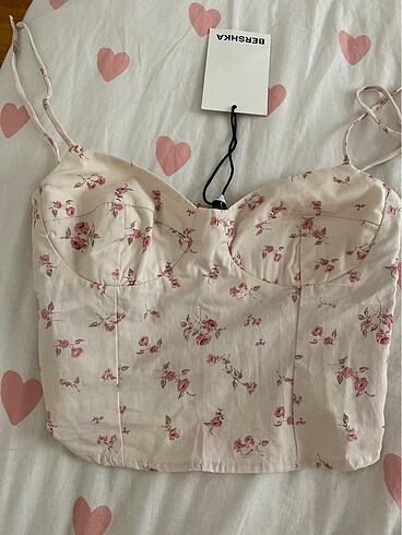 BERSHKA KORSE TOP
