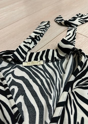 Diğer Kadın Zebra Desenli Uzun Kollu Uzun Elbise