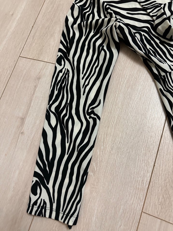 Kadın Zebra Desenli Uzun Kollu Uzun Elbise - Görsel 3