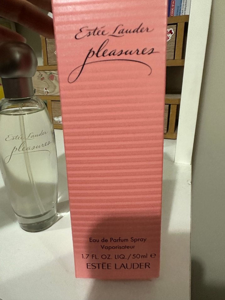 Estée Lauder Pleasures Kadın Parfümü 50 ml orijinal - Görsel 3