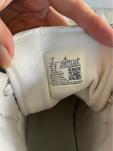 38 Beden beyaz Renk Air Jordan 1 Mid Snakeskin
