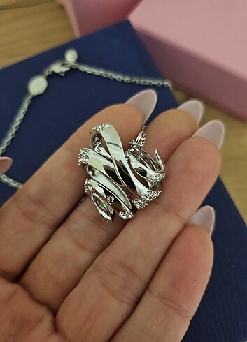 Beden beyaz Renk SWAROVSKİ KALP KOLYE