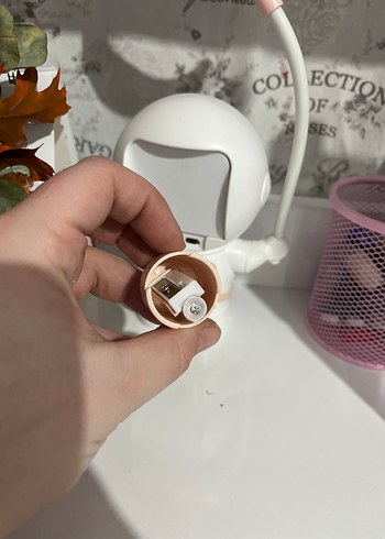 Ay Tutacaklı Beyaz Astronot Hello Kitty Figürü gece lambası - Görsel 4