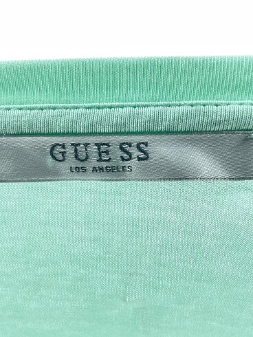 Guess T-shirt %70 İndirimli. - Görsel 4