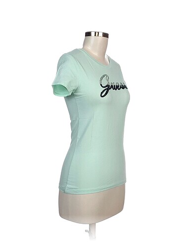 Guess T-shirt %70 İndirimli. - Görsel 2