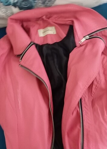 Deri ceket pembe