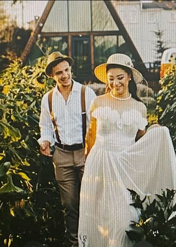 Çiçek Detaylı Straplez Uzun Gelinlik - Görsel 5