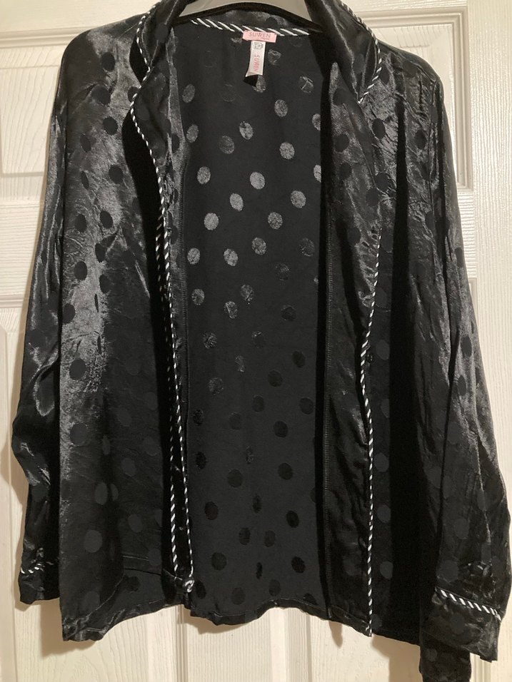 Düğmeli Siyah Kadın saten sabahlık - Görsel 3